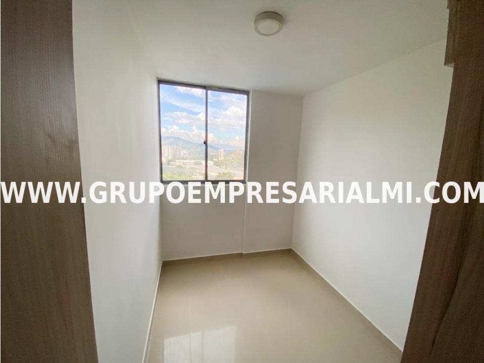 HERMOSO APARTAMENTO EN ARRIENDO - SECTOR LA TABLAZA COD: 31039 — foto 3