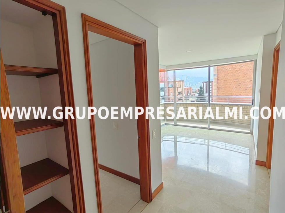 HERMOSO APARTAMENTO EN ARRIENDO - SECTOR LAURELES COD: 31717 — foto 2