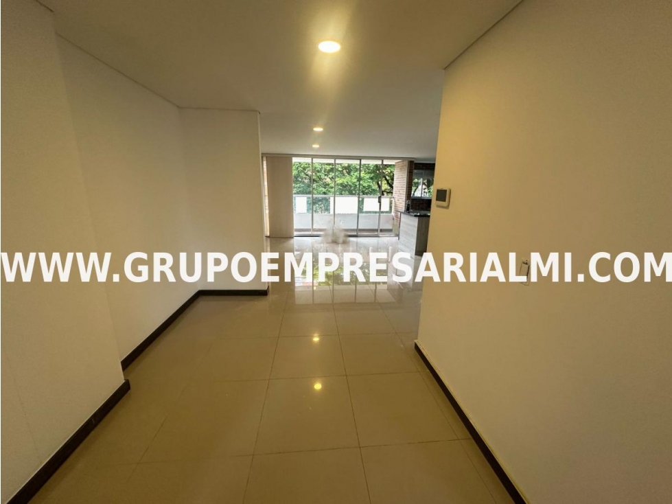 HERMOSO APARTAMENTO EN ARRIENDO - SECTOR LA CASTELLANA COD: 31808 — foto 2