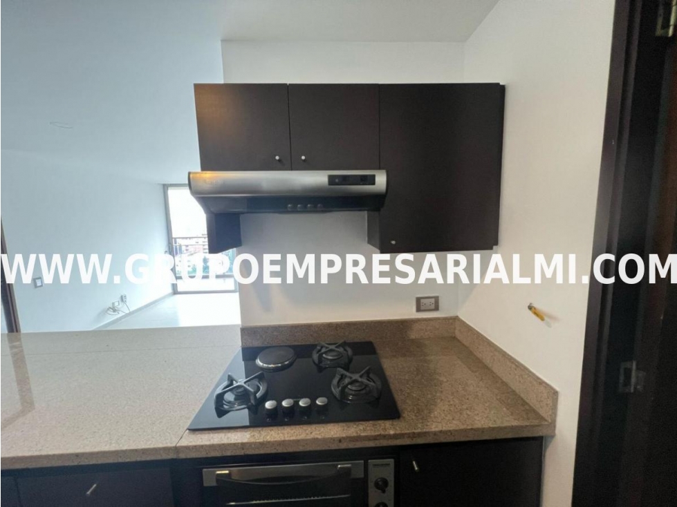HERMOSO APARTAMENTO EN ARRIENDO - SECTOR MILLA DE ORO COD: 31941 — foto 5