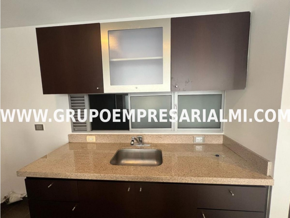 HERMOSO APARTAMENTO EN ARRIENDO - SECTOR MILLA DE ORO COD: 31941 — foto 4