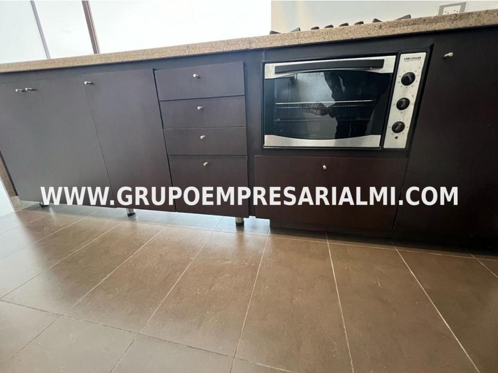 HERMOSO APARTAMENTO EN ARRIENDO - SECTOR MILLA DE ORO COD: 31941 — foto 6