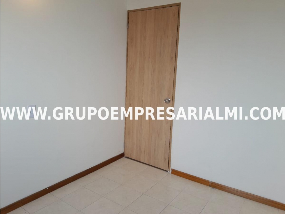HERMOSO APARTAMENTO EN ARRIENDO - SECTOR CASTROPOL COD: 31372 — foto 5