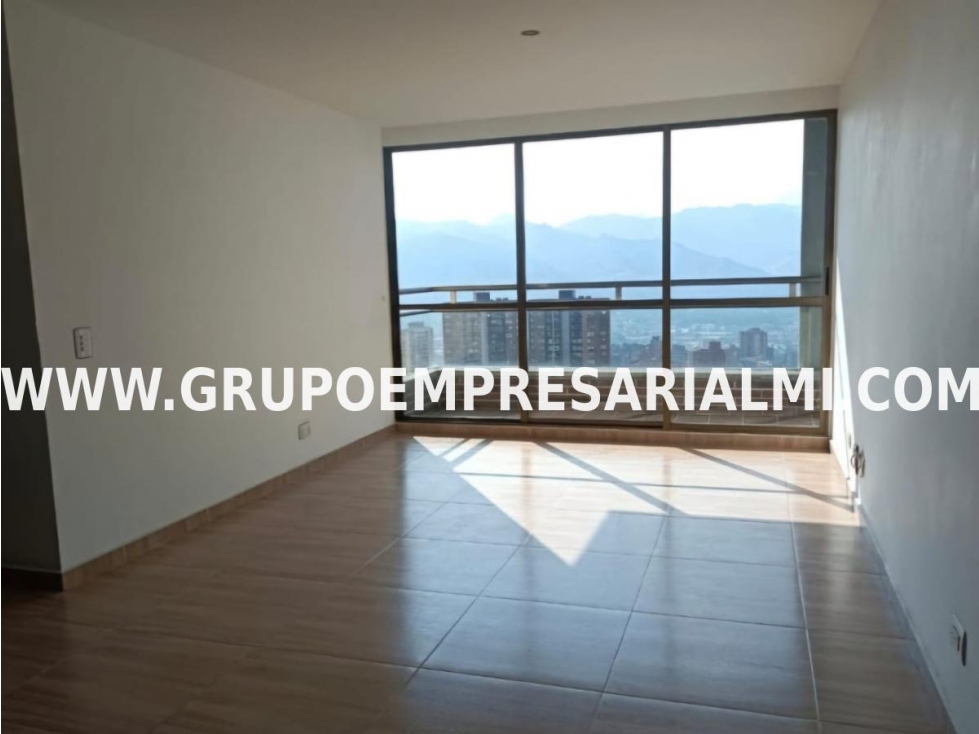 HERMOSO APARTAMENTO EN ARRIENDO - SECTOR LOS BALSOS COD: 32044 — foto 2
