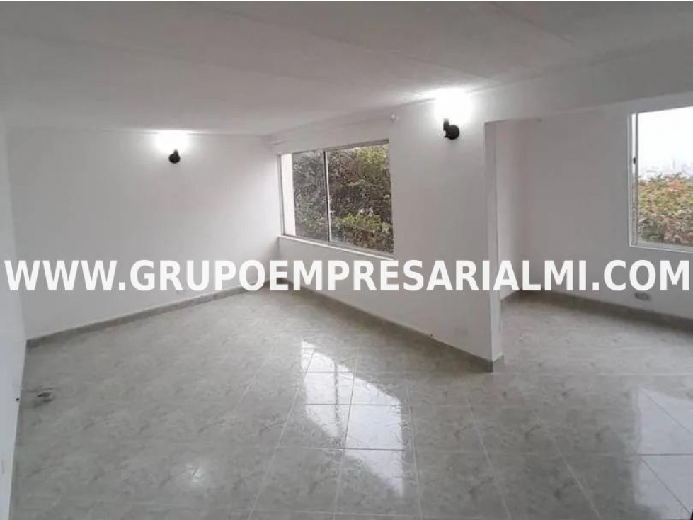 HERMOSO APARTAMENTO EN ARRIENDO - SECTOR ALMERÍA COD: 32050 — foto 5