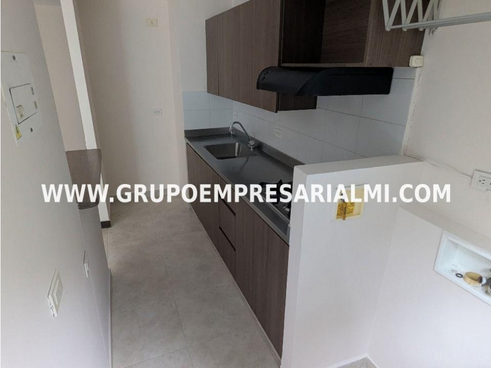 HERMOSO APARTAMENTO EN ARRIENDO - SECTOR VILLA FLORA COD: 32054 — foto 3