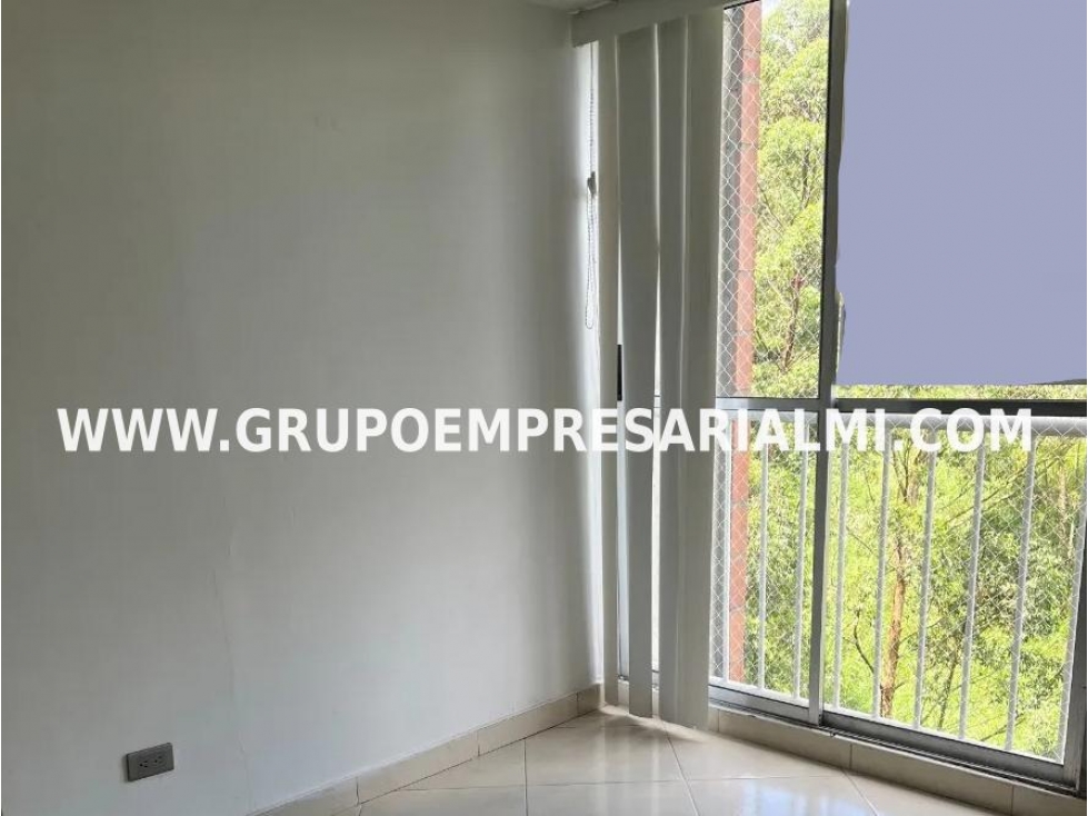 HERMOSO APARTAMENTO EN ARRIENDO - SECTOR LORETO COD: 32058 — foto 2