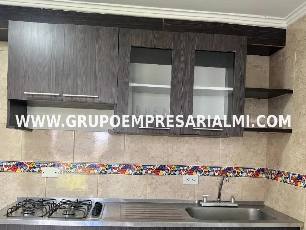 HERMOSO APARTAMENTO EN ARRIENDO - SECTOR LORETO COD: 32058 — foto 3