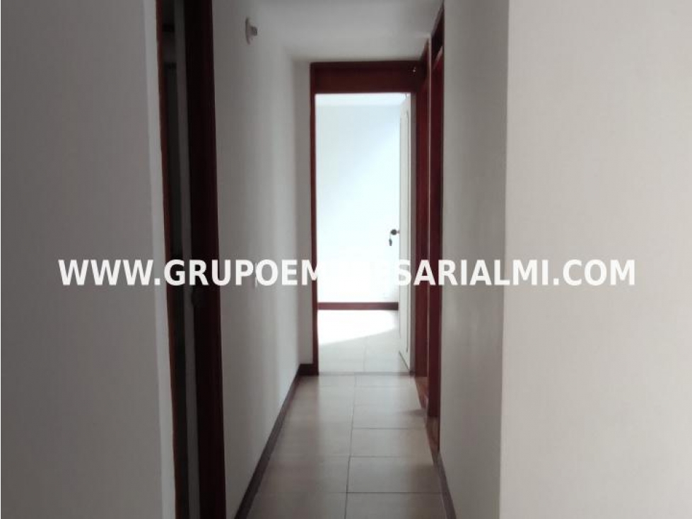 HERMOSO APARTAMENTO EN ARRIENDO - SECTOR CIUDAD DEL RÍO COD: 32074 — foto 5