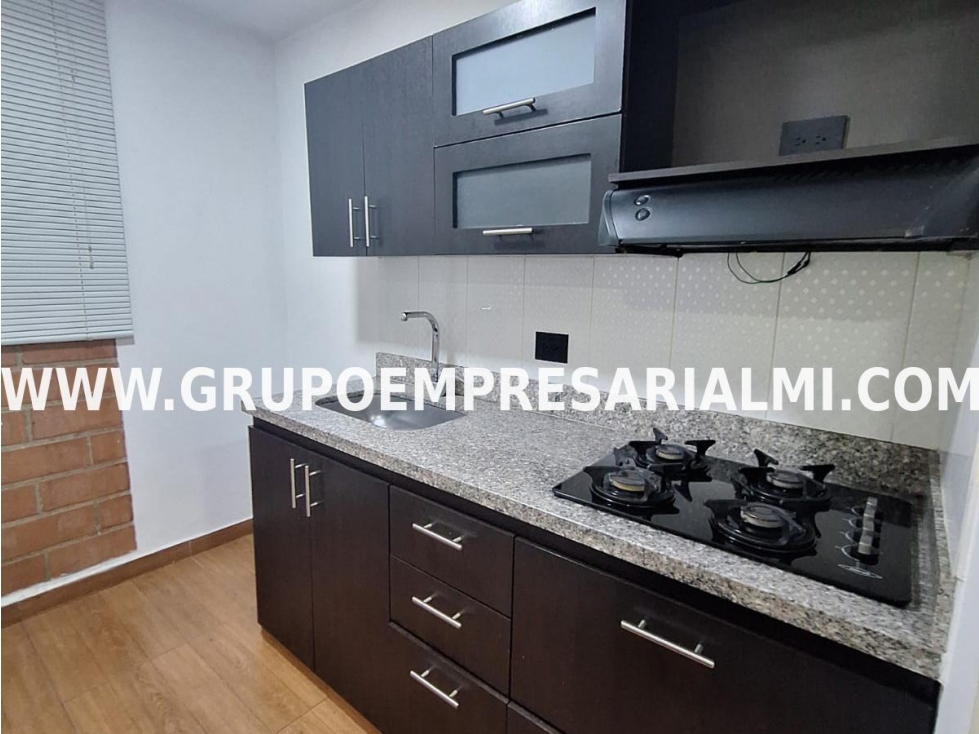 HERMOSO APARTAMENTO EN ARRIENDO - SECTOR CALASANZ COD: 32113 — foto 3