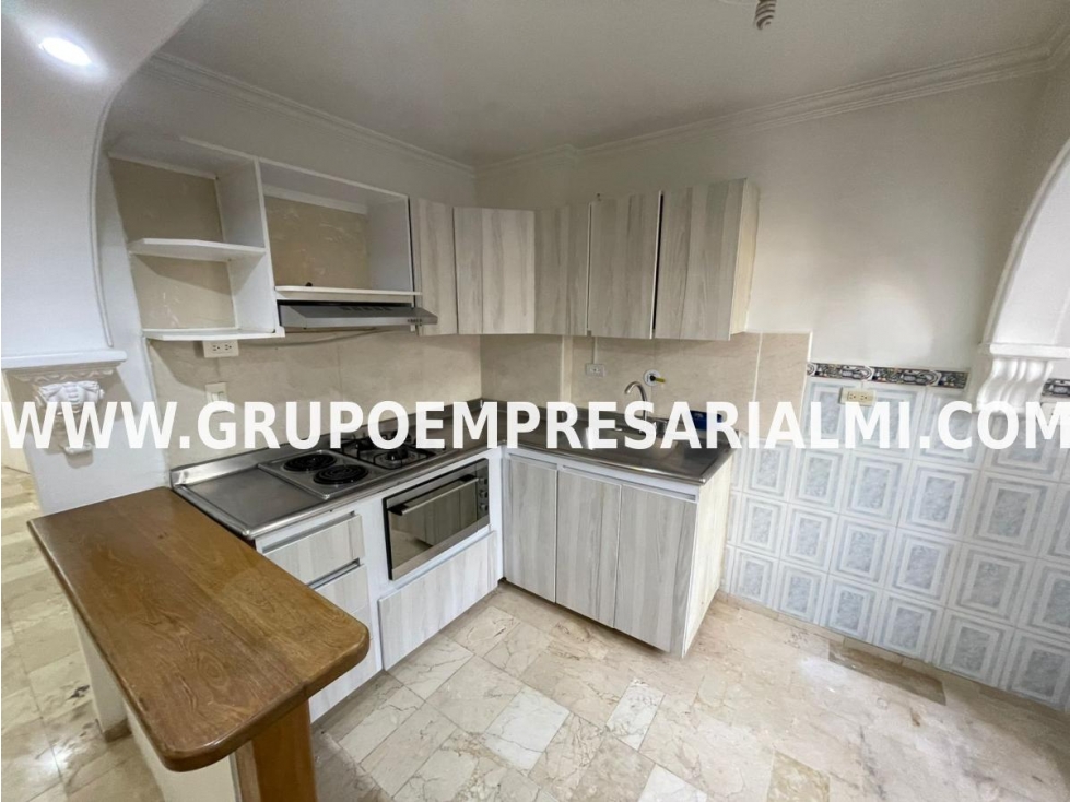 HERMOSO APARTAMENTO EN ARRIENDO - SECTOR MAYORCA COD: 32125