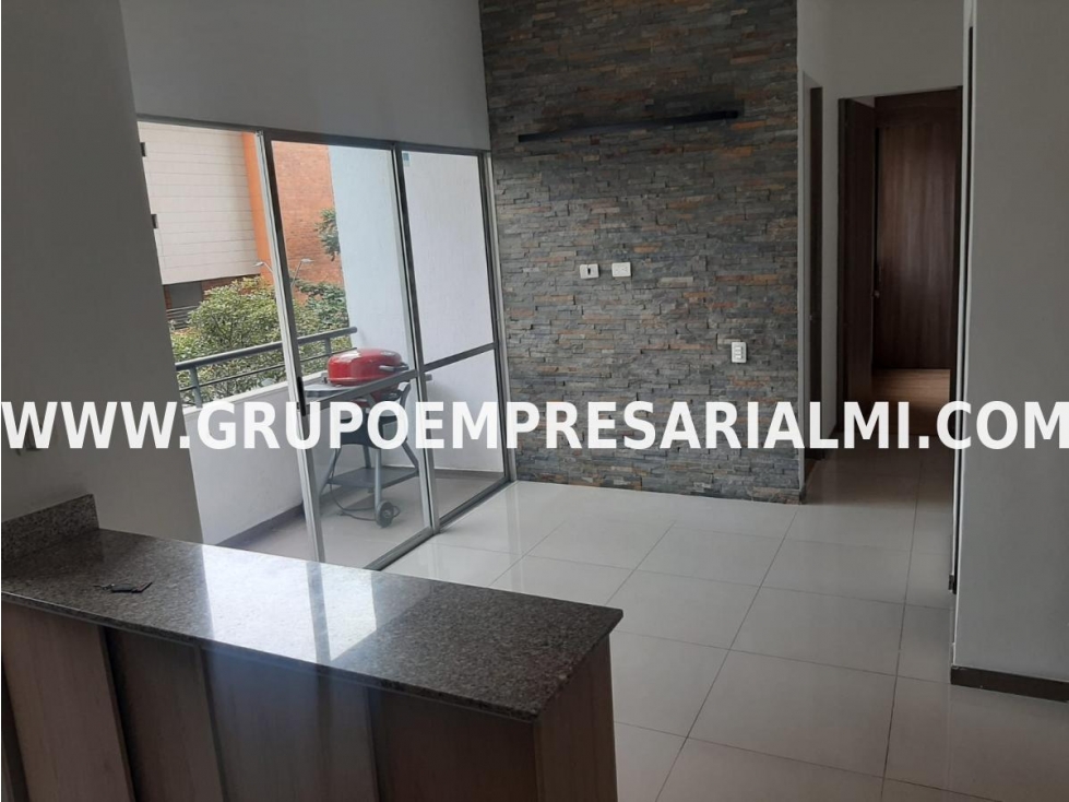 HERMOSO APARTAMENTO EN ARRIENDO - SECTOR LOS COLORES COD: 32155 — foto 4