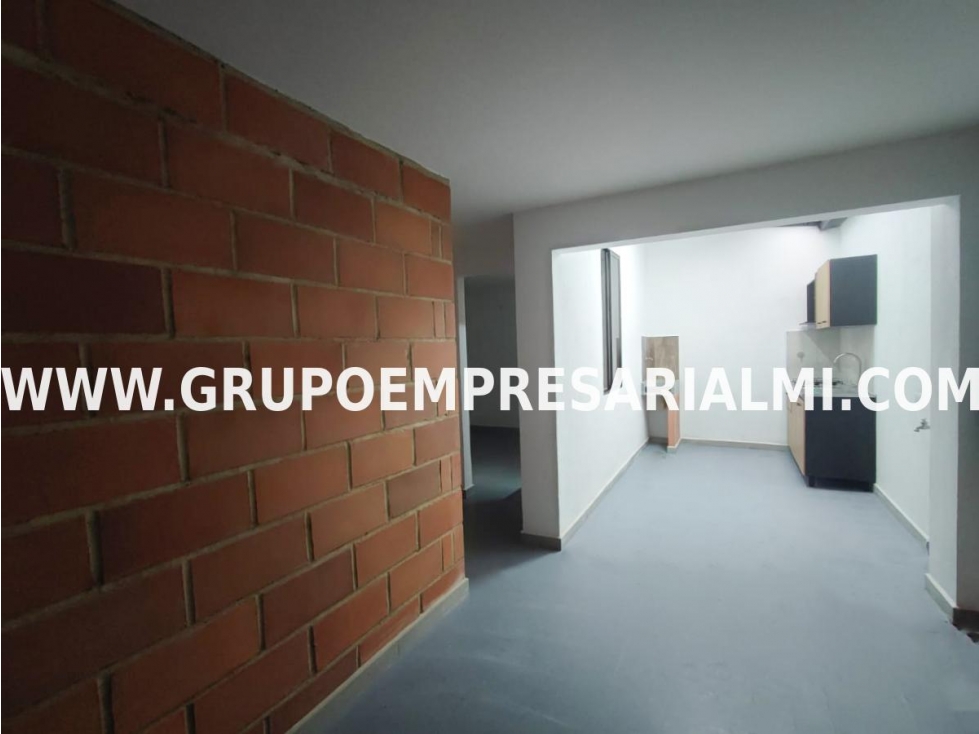HERMOSO APARTAESTUDIO EN ARRIENDO - SECTOR SANTA TERESITA COD: 32162