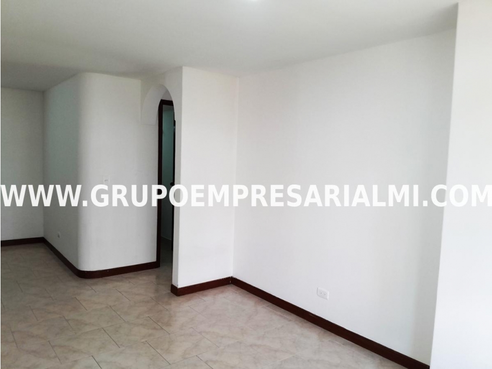 HERMOSO APARTAMENTO EN ARRIENDO - SECTOR CASTROPOL COD: 31876 — foto 4