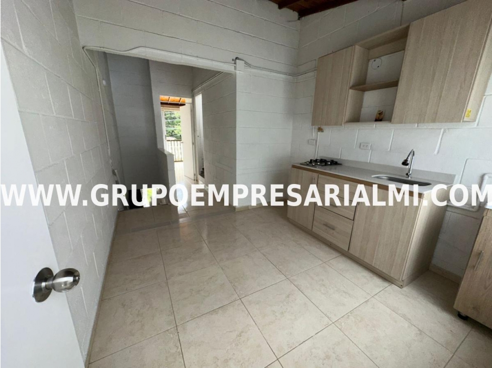 HERMOSO APARTAMENTO EN ARRIENDO - SECTOR BUENOS AIRES COD: 32194