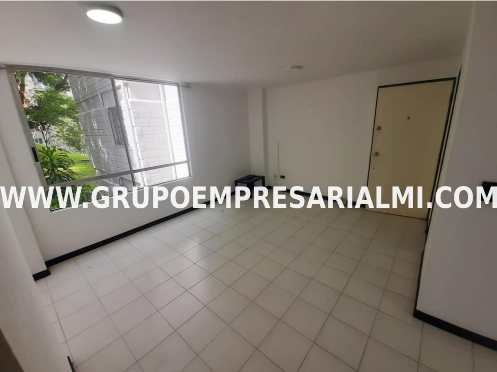 HERMOSO APARTAMENTO EN ARRIENDO - SECTOR LOMA DEL INDIO COD: 32239 — foto 2