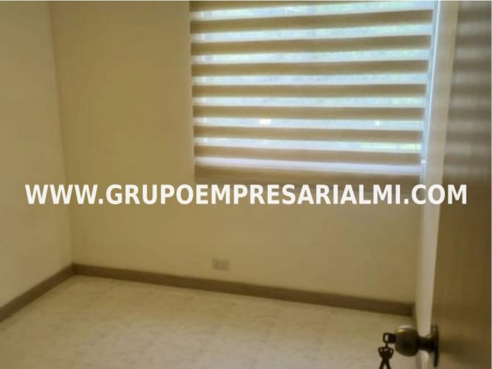 HERMOSO APARTAMENTO EN ARRIENDO - SECTOR LOMA DEL INDIO COD: 32288 — foto 4