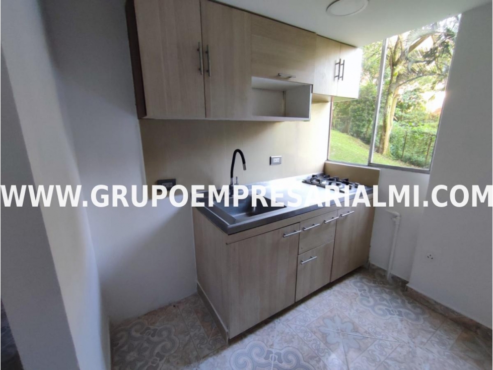 HERMOSO APARTAMENTO EN ARRIENDO - SECTOR BUENOS AIRES COD: 32622 — foto 3