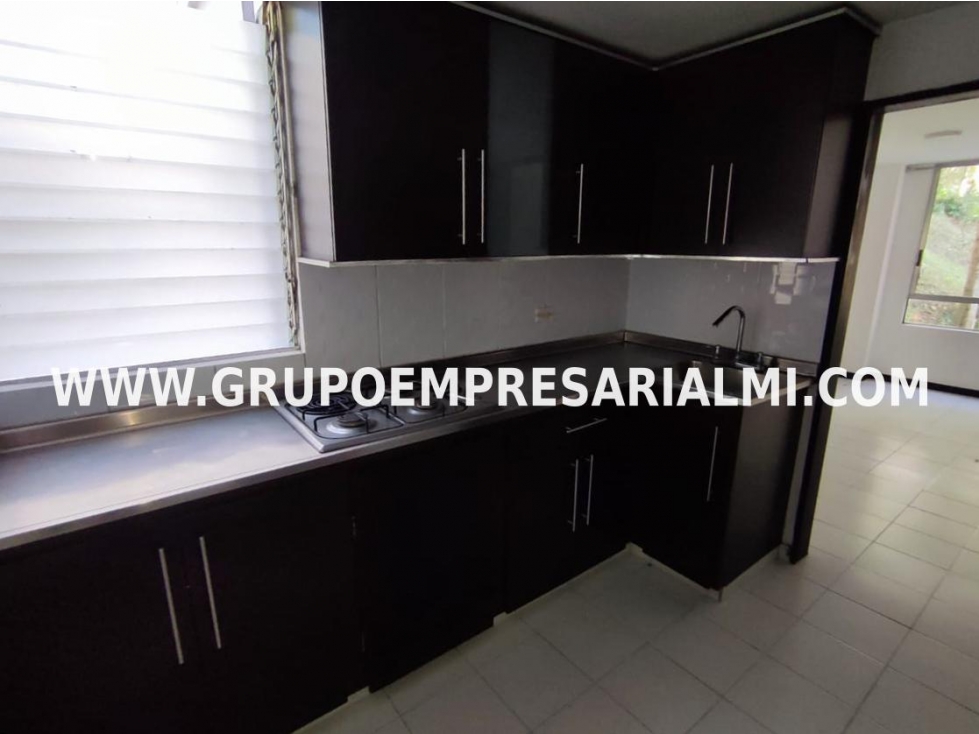 HERMOSO APARTAMENTO EN ARRIENDO - SECTOR LOMA DEL INDIO COD: 32639 — foto 3