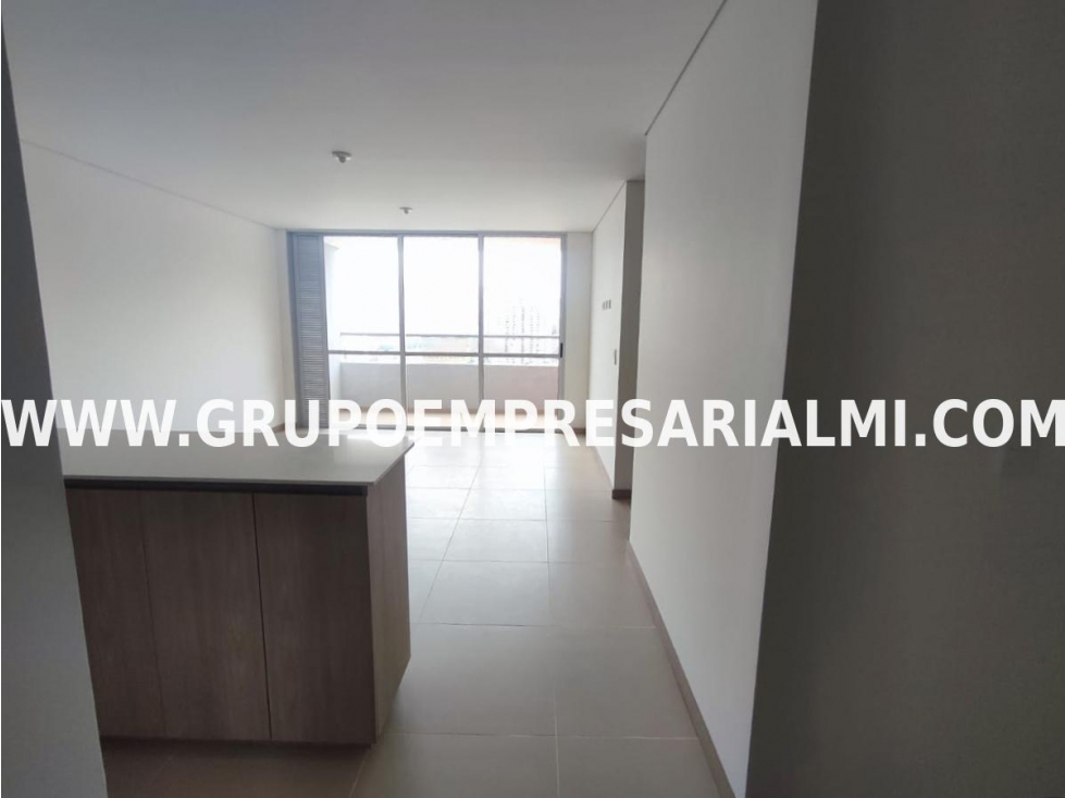 HERMOSO APARTAMENTO EN ARRIENDO - SECTOR VIVIENDAS DEL SUR COD: 32671 — foto 3