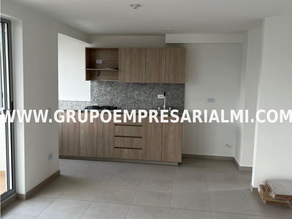 HERMOSO APARTAMENTO EN ARRIENDO - SECTOR LOMA DEL BARRO COD: 32864