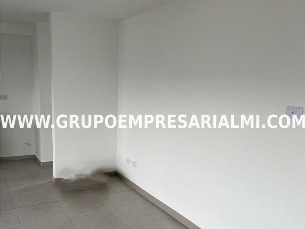 HERMOSO APARTAMENTO EN ARRIENDO - SECTOR LOMA DEL BARRO COD: 32864 — foto 5