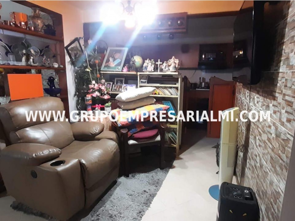 HERMOSO APARTAMENTO EN ARRIENDO - SECTOR CASTROPOL COD: 32877