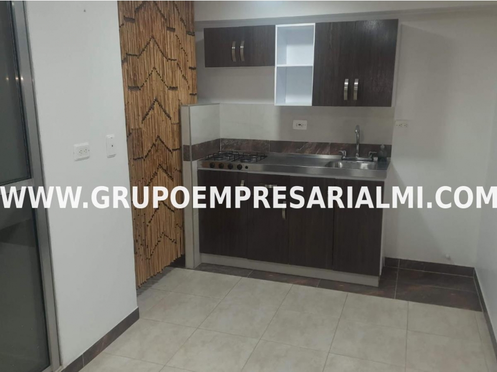 HERMOSO APARTAMENTO EN ARRIENDO SECTOR CALAZANS COD: 32932