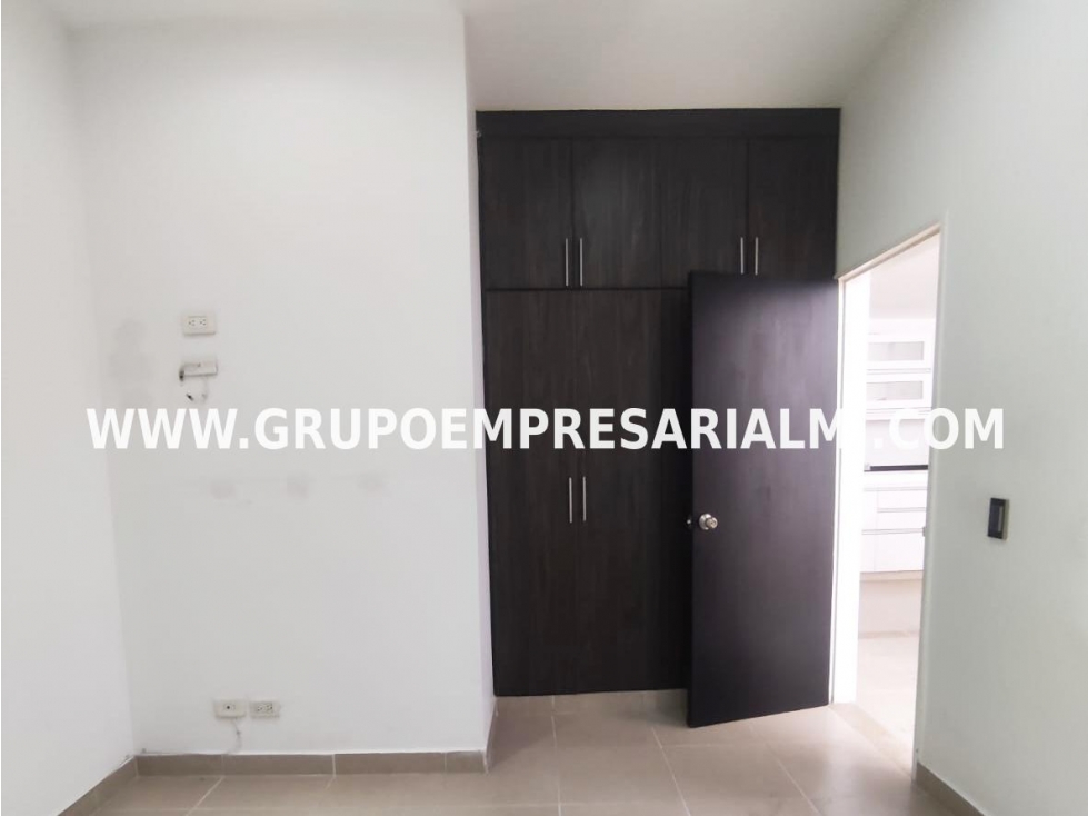 HERMOSO APARTAMENTO EN ARRIENDO - SECTOR LAURELES COD: 33037 — foto 5