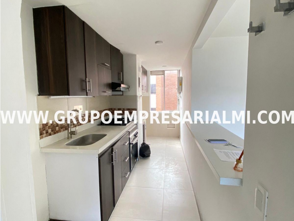 HERMOSO APARTAMENTO EN ARRIENDO - SECTOR ROSALES COD: 33140 — foto 2