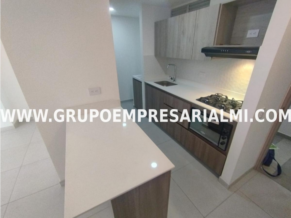 HERMOSO APARTAMENTO EN ARRIENDO - SECTOR SAN DIEGO COD: 30615 — foto 6