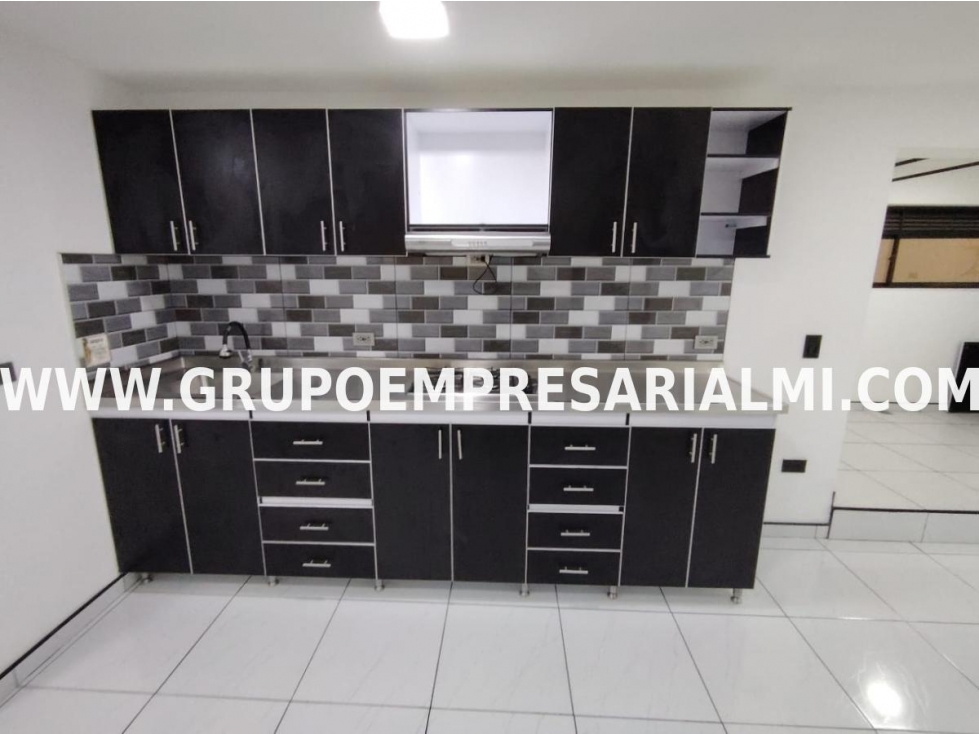 ARMONIOSO APARTAMENTO EN ARRIENDO - SECTOR EL DIAMANTE COD: 32217 — foto 4