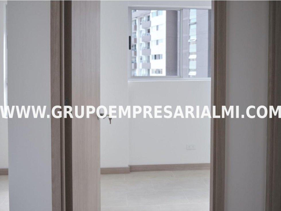 HERMOSO APARTAMENTO EN ARRIENDO SECTOR CALASANZ, MEDELLIN COD: 34037 — foto 4