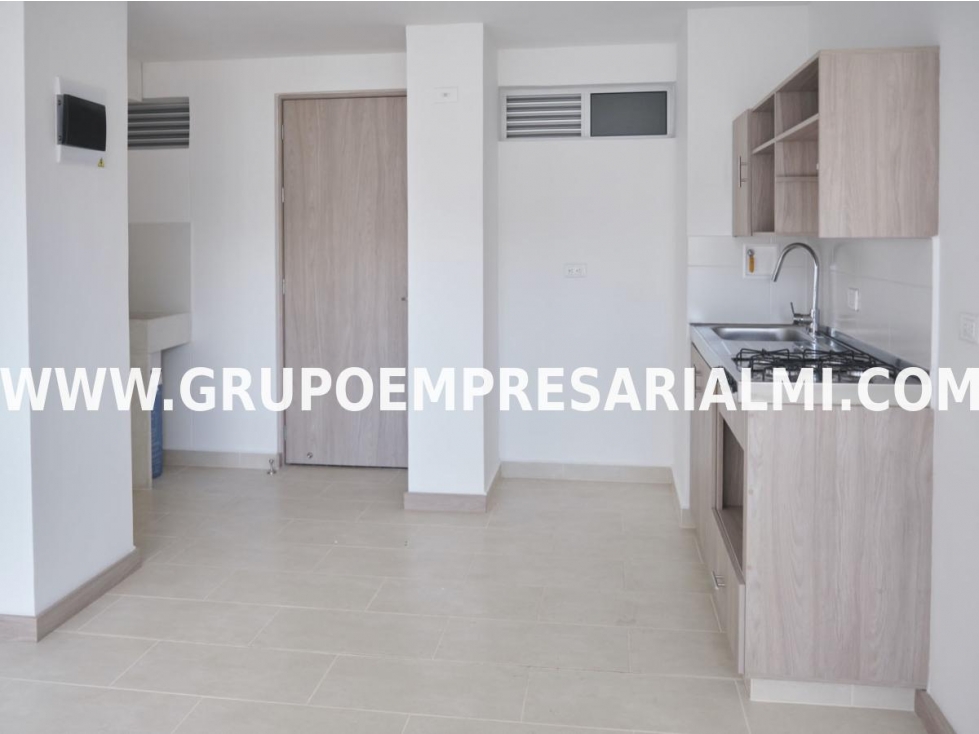 HERMOSO APARTAMENTO EN ARRIENDO SECTOR CALASANZ, MEDELLIN COD: 34037