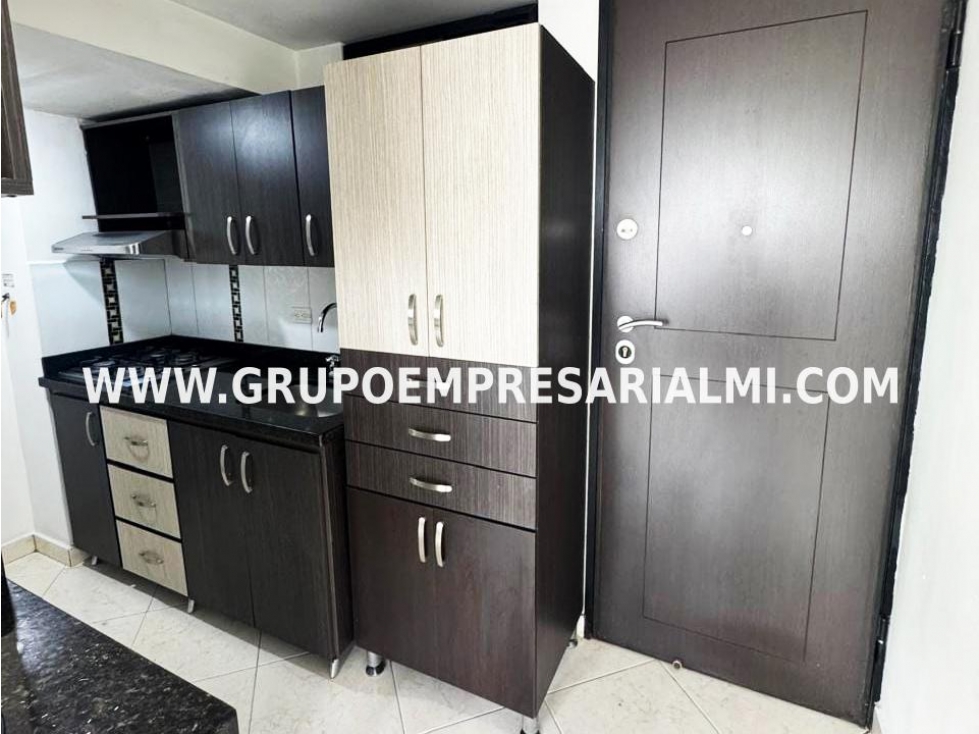 HERMOSO APARTAMENTO EN ARRIENDO - SECTOR ROBLEDO, LA POLA COD: 34111