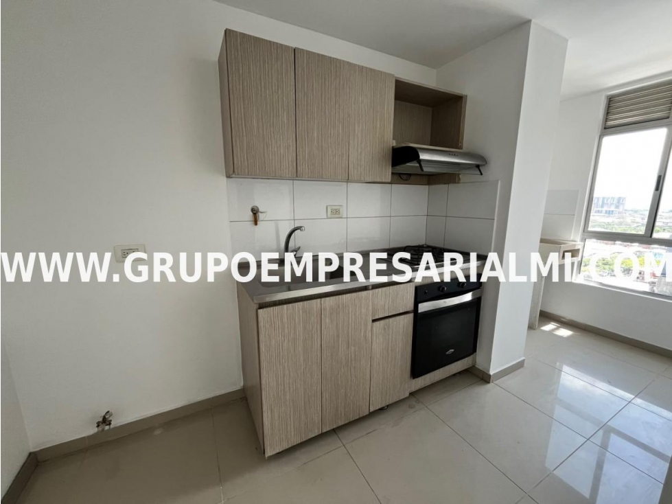 HERMOSO APARTAMENTO EN ARRIENDO - SECTOR MAYORCA COD: 34046