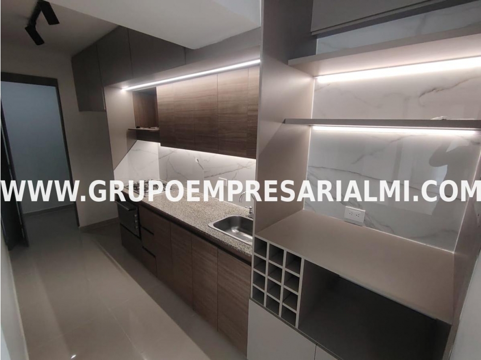 HERMOSO APARTAMENTO EN ARRIENDO - SECTOR LOMA DEL BARRO COD: 34182