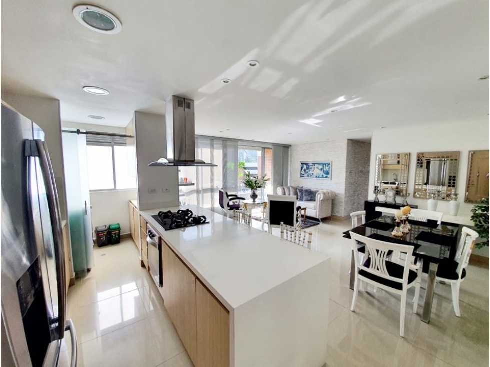 Hermoso Apartamento en Castropol Poblado - Medellin