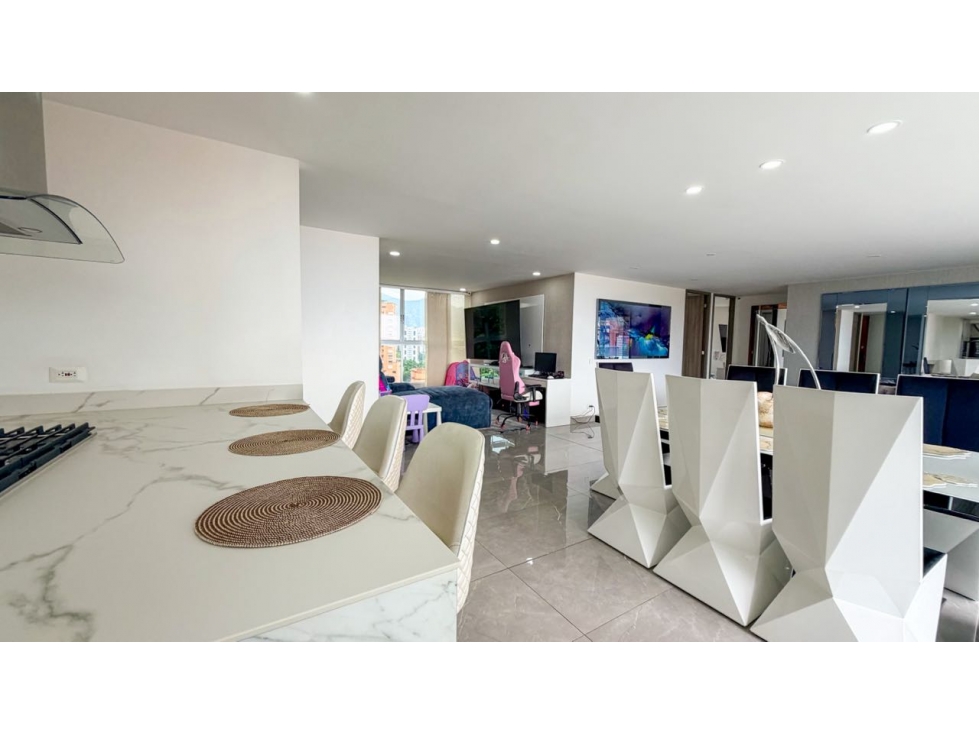 HERMOSO APARTAMENTO EN EL CAMPESTRE/ EL POBLADO — foto 2