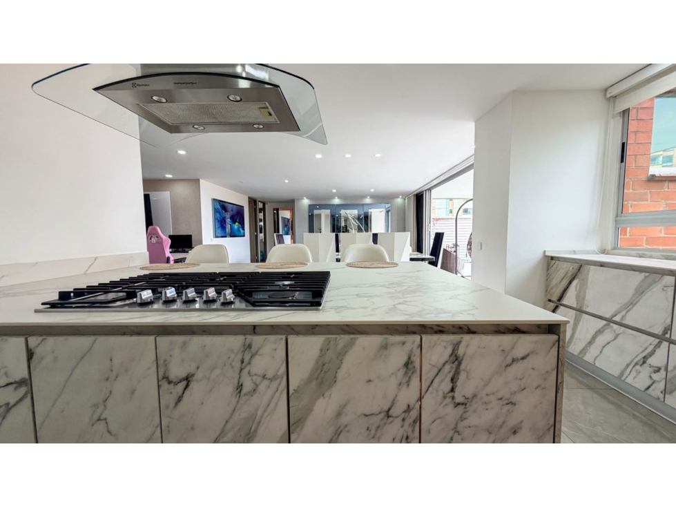 HERMOSO APARTAMENTO EN EL CAMPESTRE/ EL POBLADO — foto 3