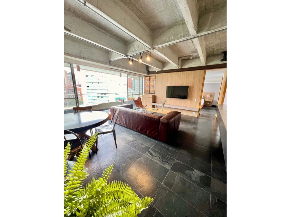 APARTAMENTO EN VENTA AMOBLADO EN EL POBLADO EN SAN FERNANDO PLAZA — foto 2