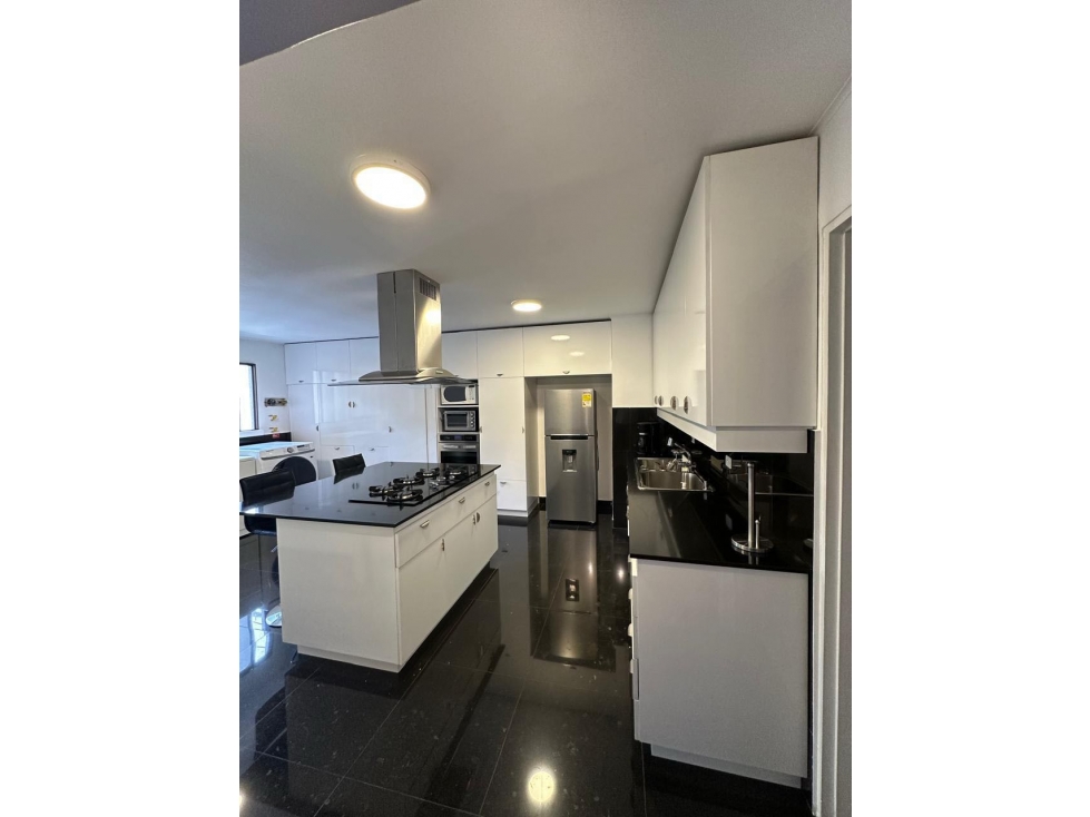 Hermoso apartamento en El Poblado sector Provenza