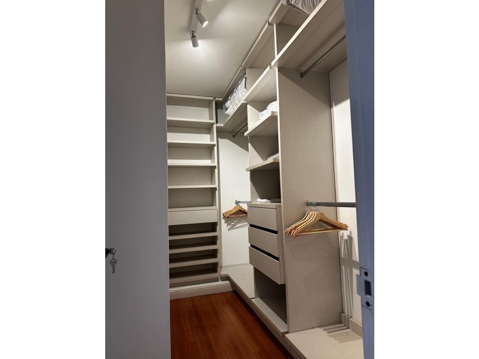 Hermoso apartamento en El Poblado sector Provenza — foto 5