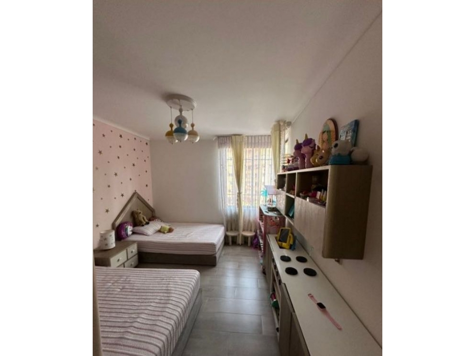 HERMOSO APARTAMENTO EN EL POBLADO TRANSVERSAL INTERMEDIA PRIMER PISO — foto 6