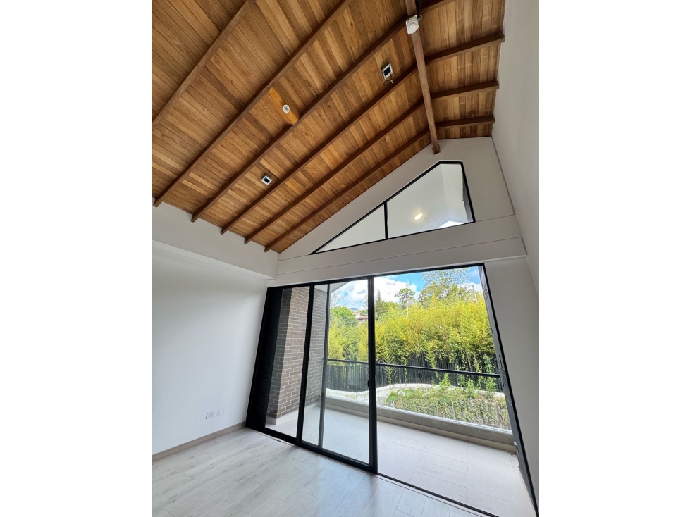 Hermoso apartamento en el Retiro sector La Fe — foto 4
