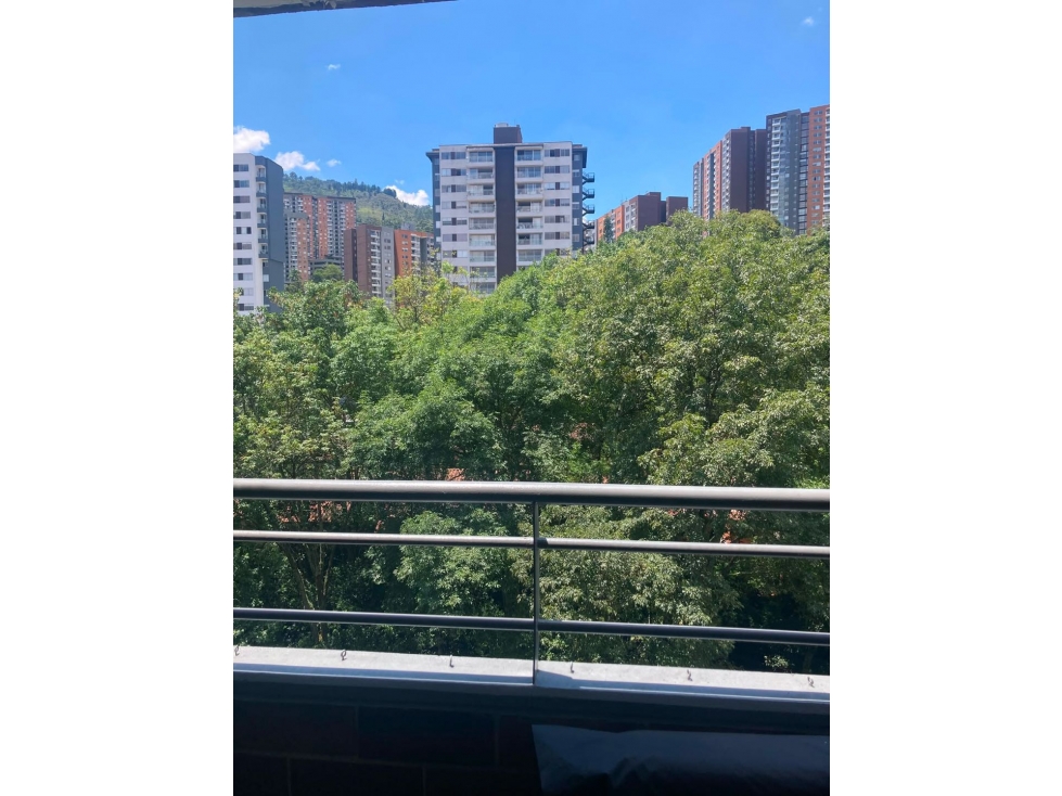 HERMOSO APARTAMENTO EN ENVIGADO SECTOR LA CUENCA PARTE BAJA