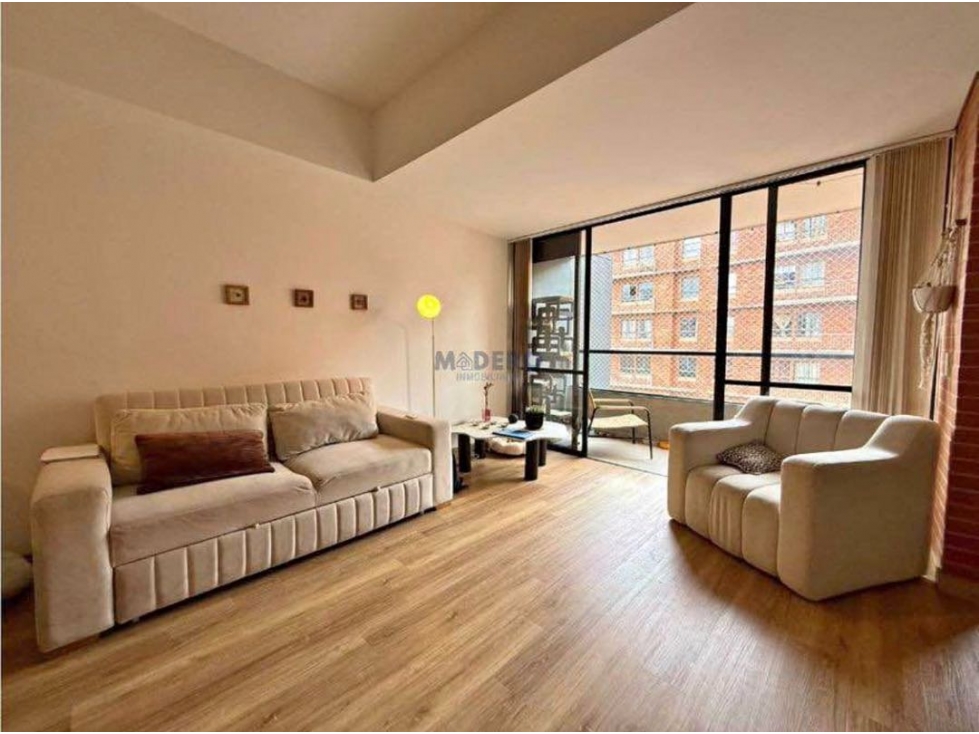 HERMOSO APARTAMENTO EN ENVIGADO CERCA AL CENTRO COMERCIAL MAYORCA — foto 3