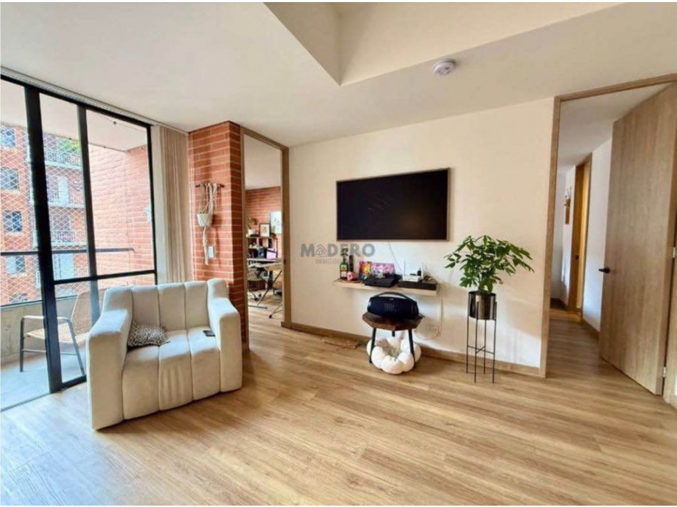 HERMOSO APARTAMENTO EN ENVIGADO CERCA AL CENTRO COMERCIAL MAYORCA — foto 4