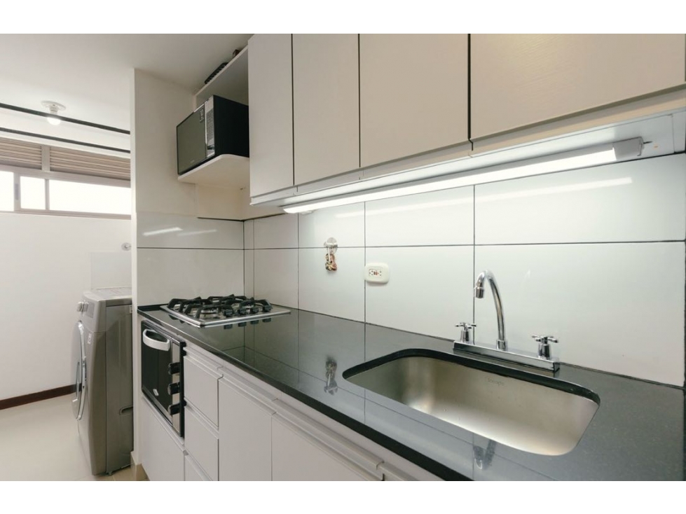 HERMOSO APARTAMENTO EN ENVIGADO CERCA AL CENTRO COMERCIAL MAYORCA — foto 5