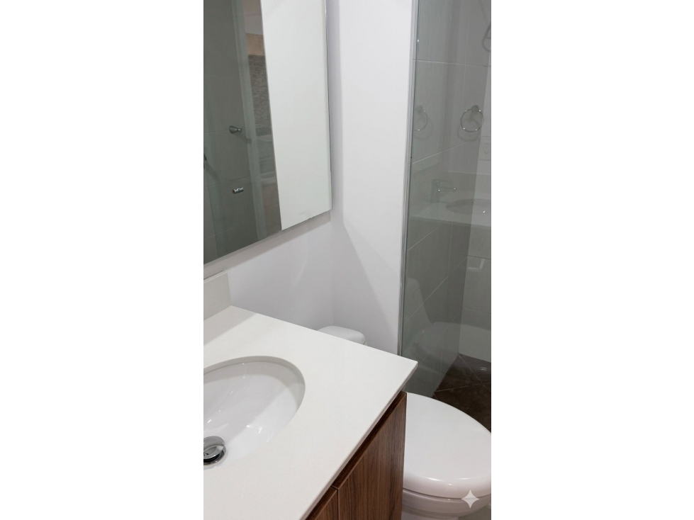 HERMOSO APARTAMENTO EN ENVIGADO SECTOR LA CUENCA PARTE BAJA PISO BAJO — foto 6